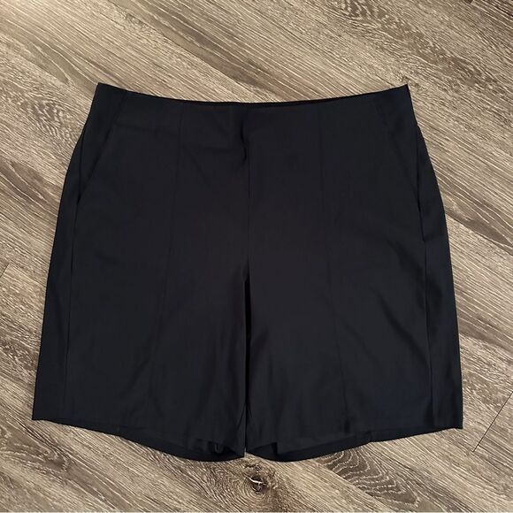 Athleta cosmic Bermuda - Picture 1 of 3